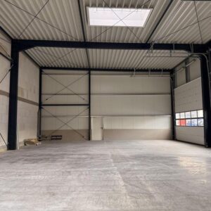 Lagern - Arbeiten - Ausstellen - Oldtimer .... alles was das Herz begehrt