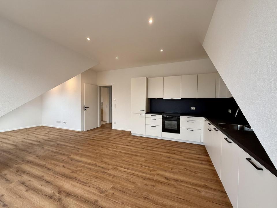Neubau-Standard 3-Zi.-Wohnung 66 m² mit Küche, Balkon & Parkplatz in Friesenheim! – Bild 5