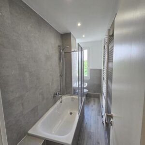 Hochwertig sanierte 3-Zimmer Wohnung in grüner Umgebung am Stadtrand von Leipzig