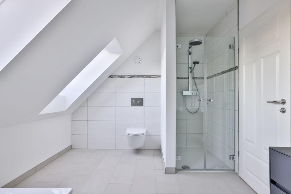 Neubau-Doppelhäuser in Scharbeutz-Klingberg – Traumlage am See, nur wenige Minuten zur Ostsee! – Bild 25