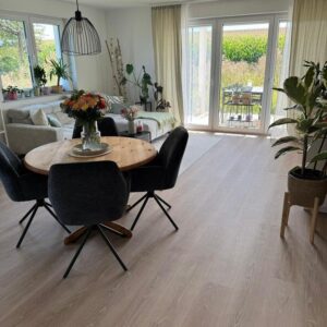 Moderne 3,5 Zimmer Erdgeschosswohnung in traumhafter Lage