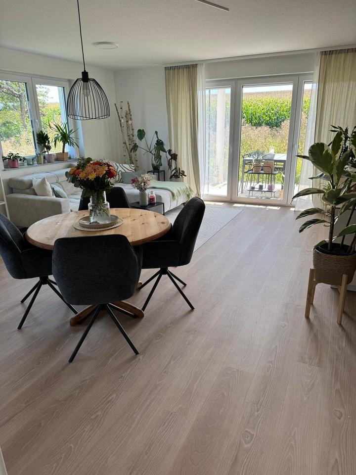 Moderne 3,5 Zimmer Erdgeschosswohnung in traumhafter Lage