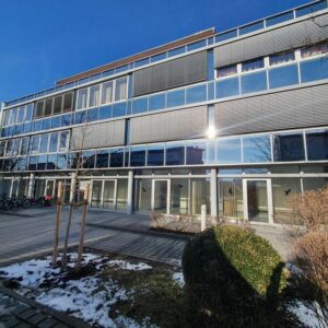 Gewerbeeinheit im Erdgeschoss, flexibel nutzbar und teilbar