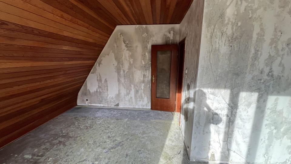 Sanierungsobjekt in Hamburg-Meiendorf - Gestalten Sie ihr Traumhaus für 2 Generationen – Bild 25