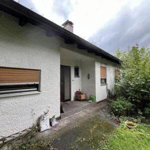 Einfamilienhaus / Bungalow 227m² in 90562 Heroldsberg (teilunterkellert)