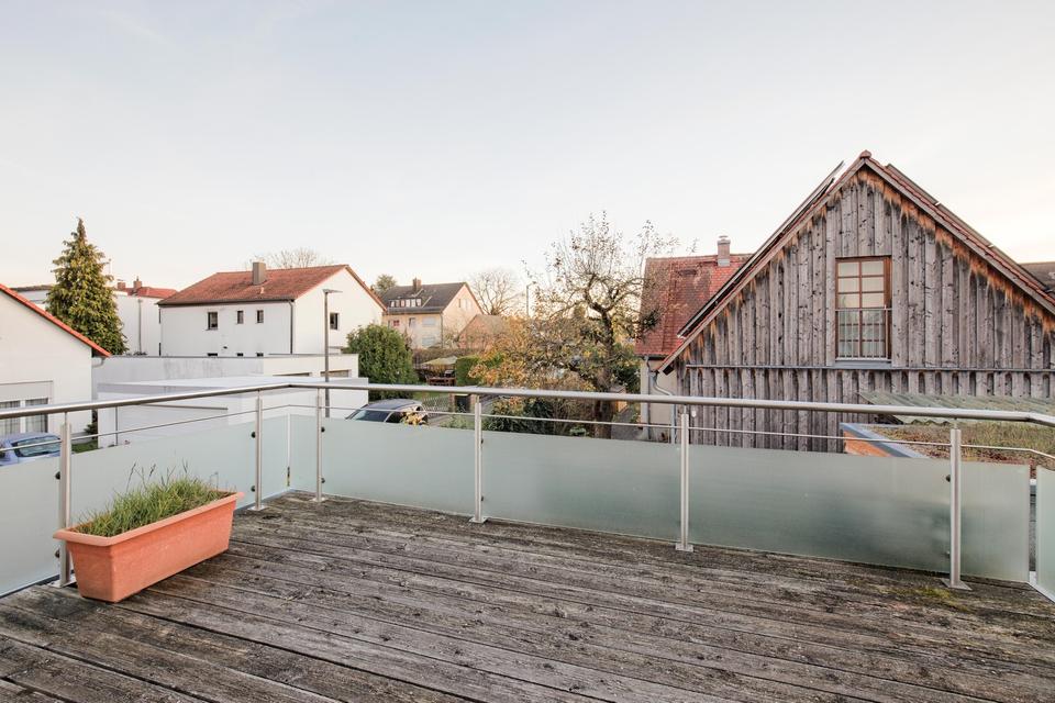 Schicke Architekten-DHH, 3 Kinderzimmer, ruhige grüne Lage, sehr gepflegt, Toplage Nbg-Worzeldorf – Bild 10