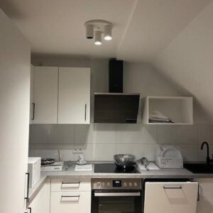 Voll möblierte 2,5-Zimmer Wohnung in zentraler Lage