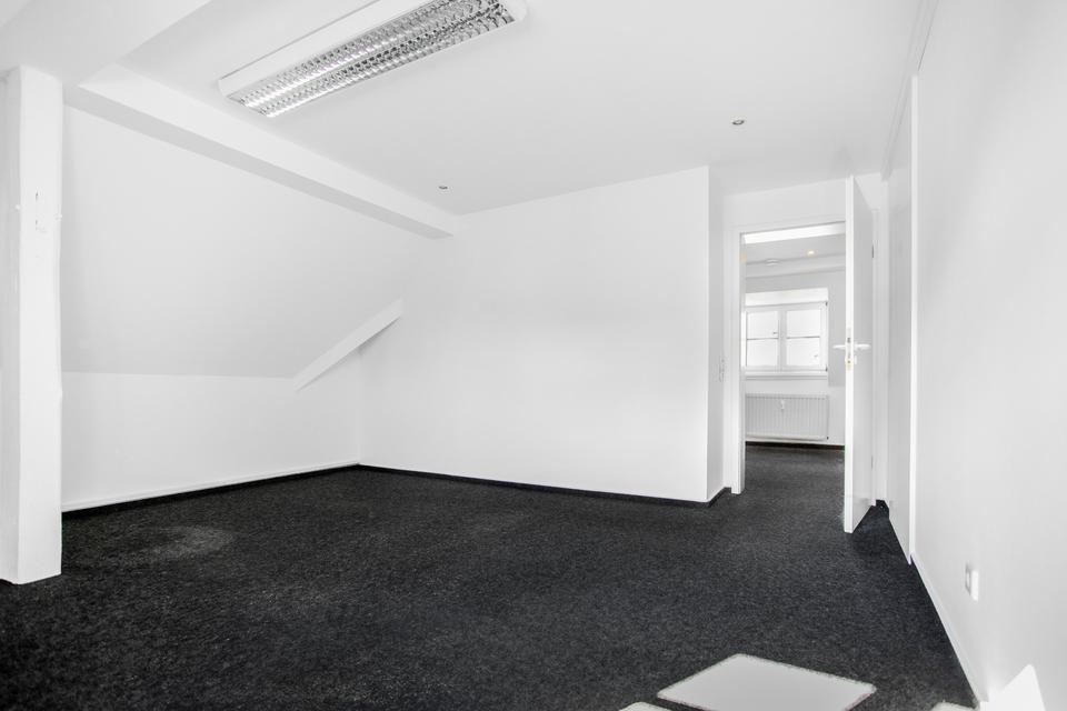 2 Zimmer Büro mit herrlichem Blick in einer Jugendstilvilla aus dem Jahr 1922 Köln-Marienburg – Bild 8