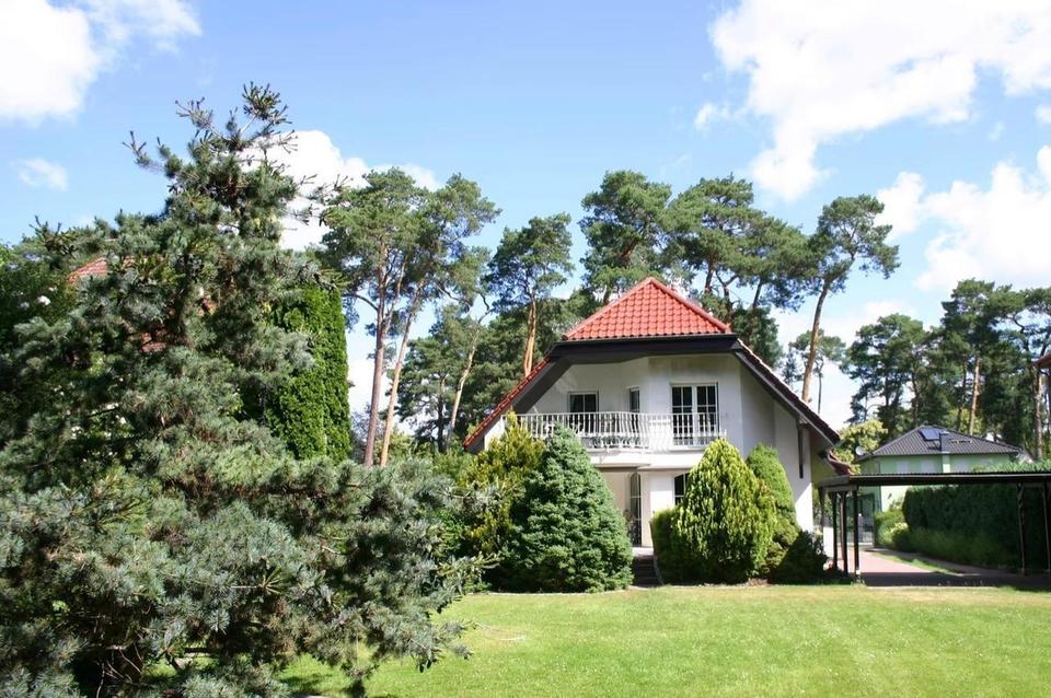 Wohnen am Wald – Einfamilienhaus mit Garten, Kamin & Homeoffice in Wildau – Bild 2