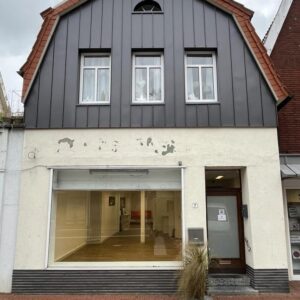 Multifunktionale Gewerbe-Immobilie/Ladenlokal zu vermieten