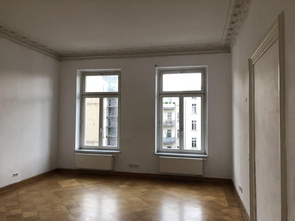 5 Zimmer Wohnung mit Einbauküche und Balkon im Musikerviertel im 2OG zu vermieten – Bild 3