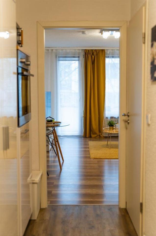 Zentral gelegen, vollmöbilierte 1-Zi Wohnung mit EBK und Balkon in Sindelfingen – Bild 11