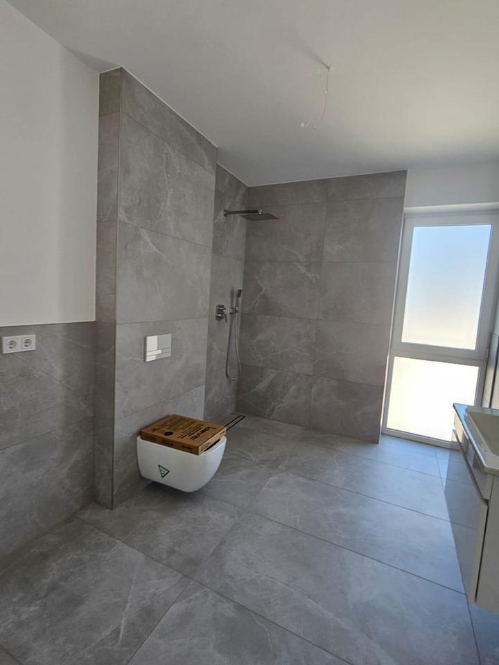 **Zentral, modern, naturnah: Wohnen mit Aussicht !** – Bild 9