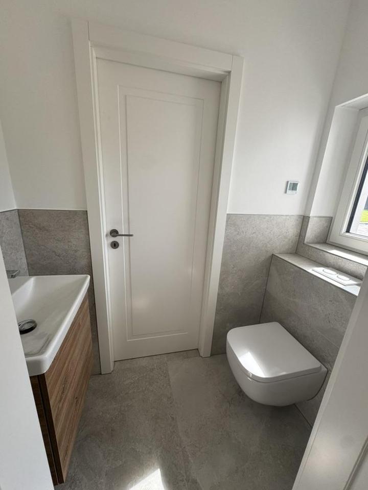 Provisionsfrei: Niedrigenergiehaus, bezugsfertig in Düsseldorf-Kalkum, Süd-West-Lage – Bild 7