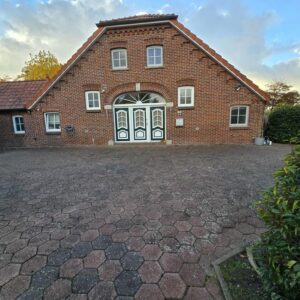 Haus mit großem Garten