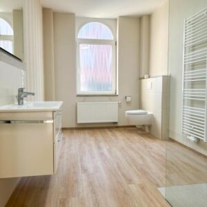 Erstbezug nach Renovierung - 4 Zimmer-Erdgeschosswohnung in Hannover-Bemerode