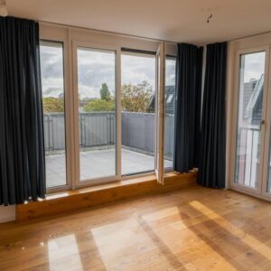 Penthouse-Maisonette-Wohnung mit 18m² Dachterrasse, EBK, begehbarer Kleiderschrank ohne Maklerkosten