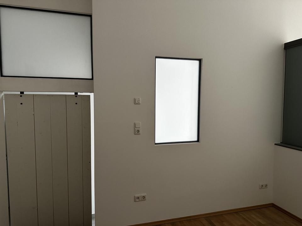 2 - Raum Wohnung, Kleiner Werder, Balkon, Stellplatz, Saniert – Bild 2