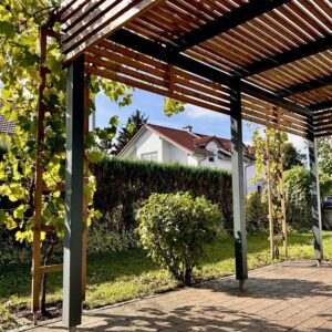 Erdgeschosswohnung im Zweifamilienhaus