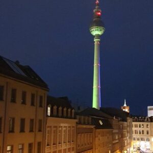 Moderne und großzügige Wohnung mit Premium-Ausstattung Nahe Hackescher Markt