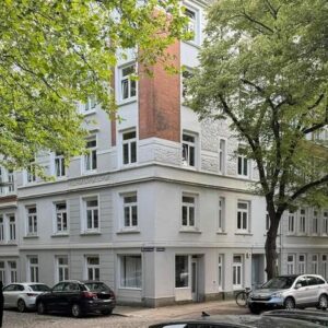 Charmante, helle kernsanierte Altbauwohnung im Herzen von Winterhude