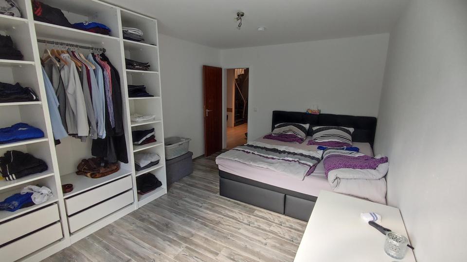 Modernisierter Reihenhaus mit Garten, Terrasse und Pool – Ihr neues Zuhause in Nürnberg-Ziegelstein – Bild 7