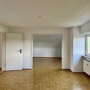 Wohlfühlwohnung mit Aussicht im Dachgeschoss auf der Bellevue