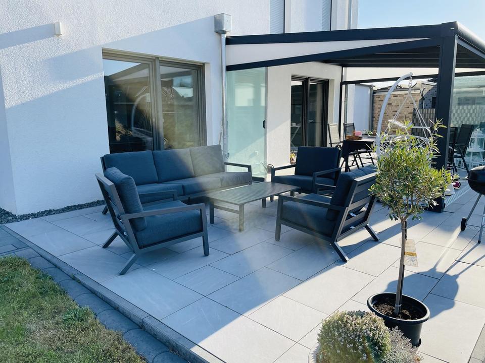 Provisionsfreie Moderne Stadtvilla mit Pool, Wintergarten und Doppelgarage – Bild 6