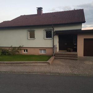 Einfamilienhaus mit Einliegerwohnung