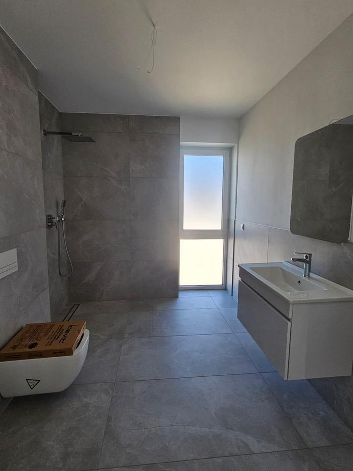 **Design trifft Komfort: Wohnen mit Stil !** – Bild 9