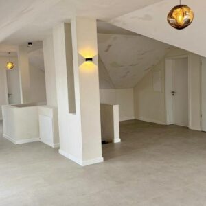 Erstbezug 2026: 114 m² DG-Wohnung mit eigenem Eingang, großem Balkon,  Garage & Stellplatz