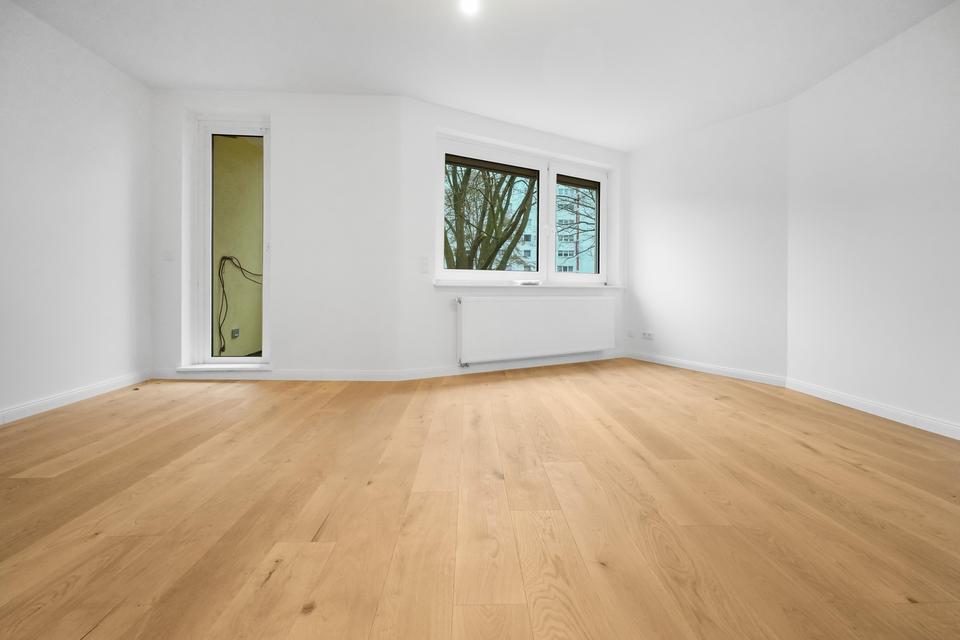 3-Zimmer-Wohnung mit eigenem Garten | kernsaniert | bezugsfertig inkl. Küche