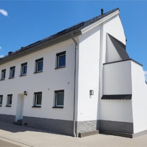 Stilvoll kernsaniertes Haus mit besonderem Flair und moderner Energieeffizienz