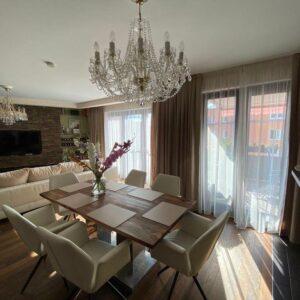 Einfach einziehen - Vollmöblierte, stillvolle und perfekt geschnittene 5-Zimmer-Designerwohnung