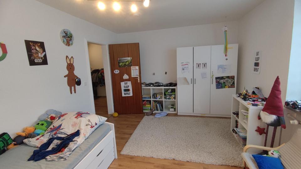 Modernisierter Reihenhaus mit Garten, Terrasse und Pool – Ihr neues Zuhause in Nürnberg-Ziegelstein – Bild 4