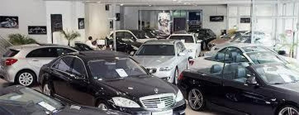 Autohaus - Showroom Werkstatt Waschstraße Aufbereitung Büro – Bild 3