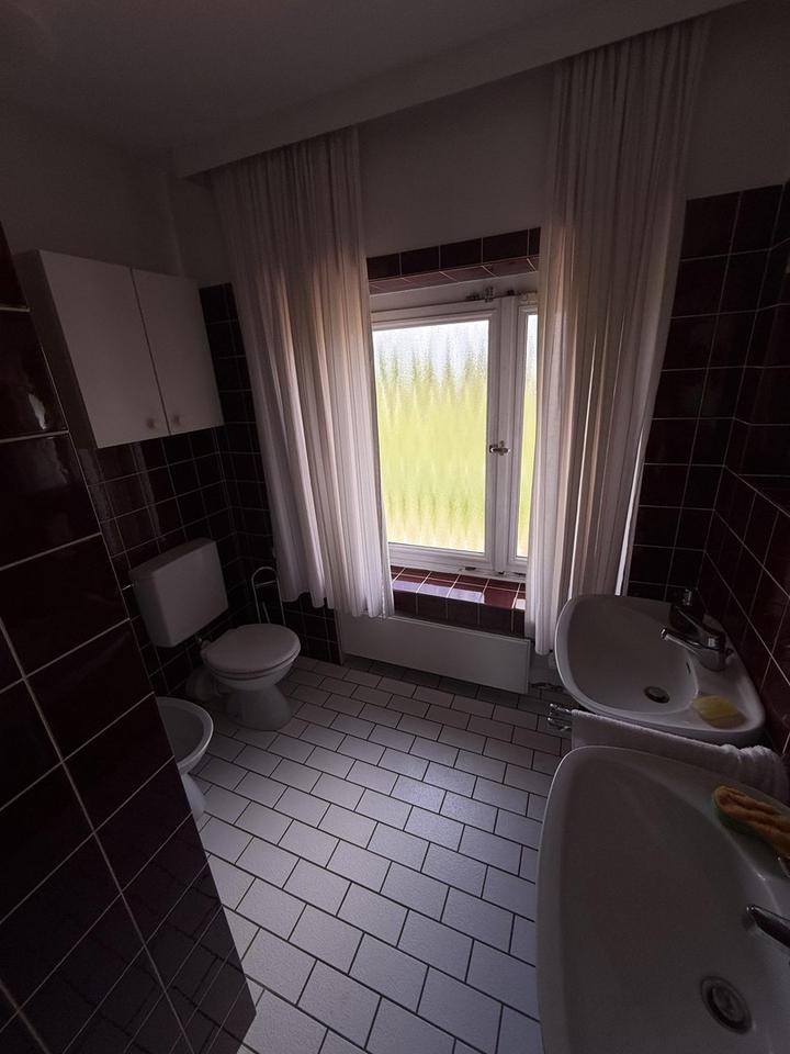 TOP - LAGE - Einfamilienhaus XXL Garage, M-Grube und großem Garten – Bild 12