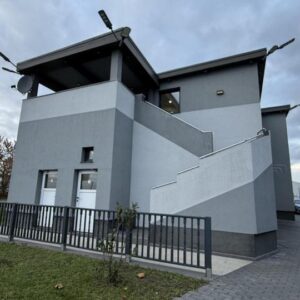 Provisionsfrei Autowerkstatt/ Büro/ Bistroküche/ Baujahr 2020