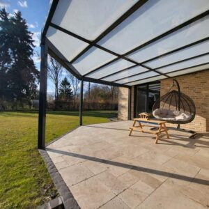 Lichtdurchflutetes Haus mit einmaliger Ausstattung in Neuzustand mit Garage – Gifhorn/Wilsche