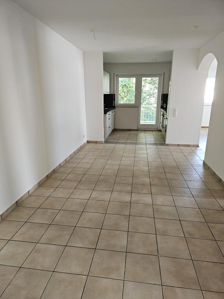 Balkon, EBK & Parkplatz zentral – Bild 5