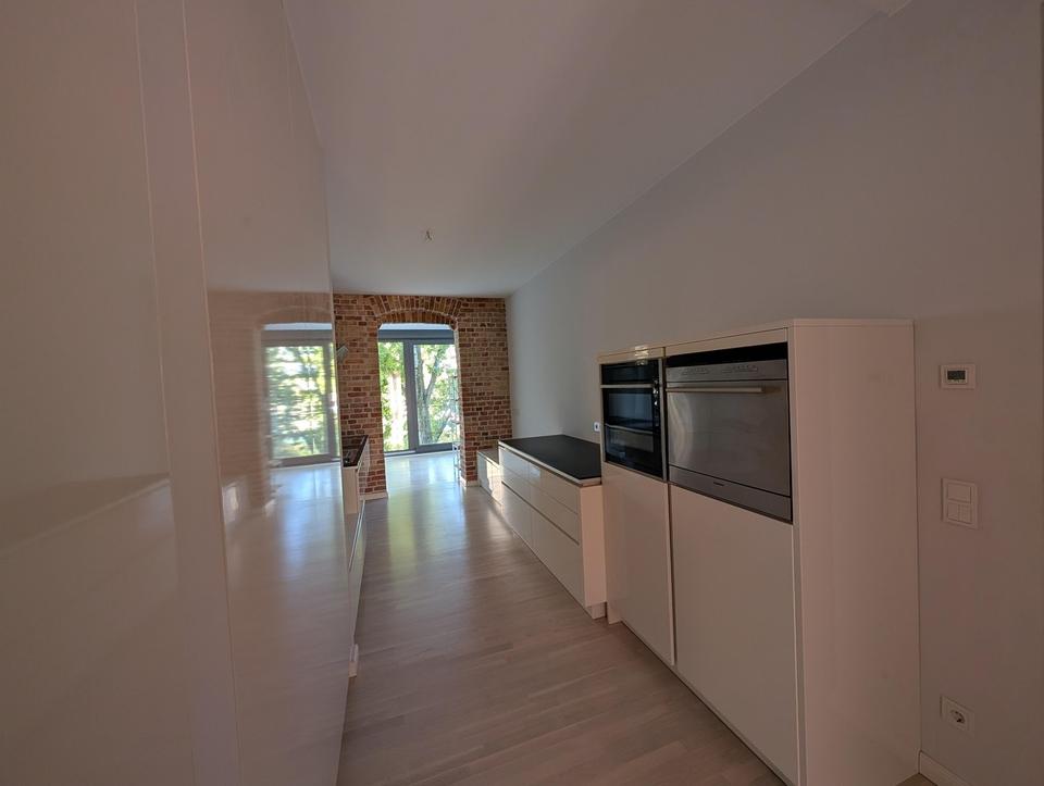 Moderne und großzügige Wohnung mit Premium-Ausstattung Nahe Hackescher Markt – Bild 23