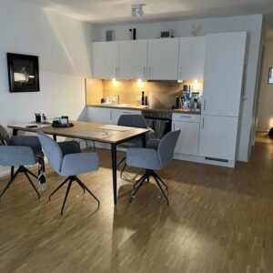 Modern wohnen, zentral leben – 2 Zimmer mit Dachgartenblick HC26