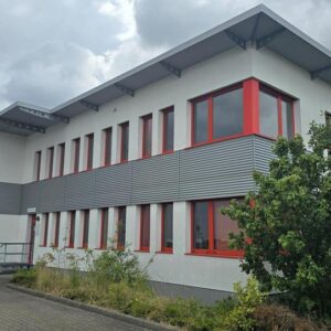 Attraktive Logistik- oder Produktionshalle - Beste Lage und Anbindung - Nahe Dresden
