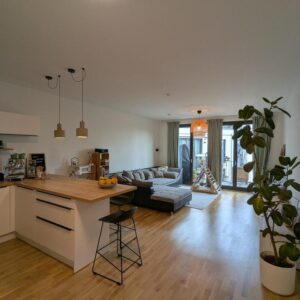 Provisionsfrei: helle 4-Zimmer Wohnung mit großem Balkon | 107m² | Karlshorst