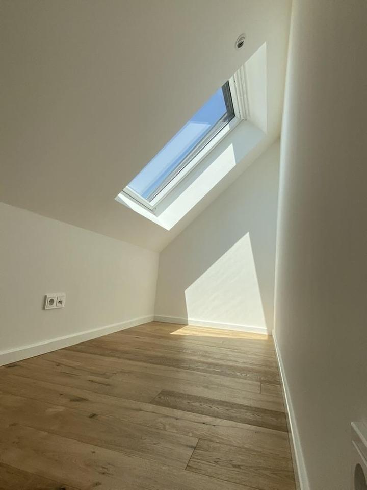 Provisionsfrei: Niedrigenergiehaus, bezugsfertig in Düsseldorf-Kalkum, Süd-West-Lage – Bild 12