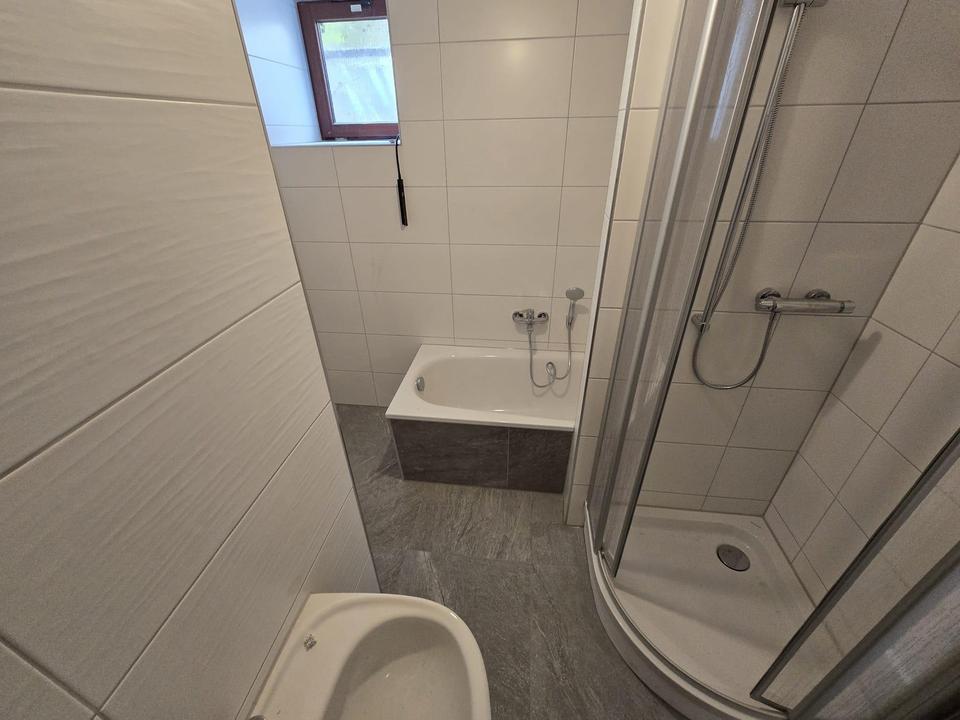 Attraktives MFH mit 7 WE topsaniert am Park der Generationen in 08468 Reichenbach – Bild 31