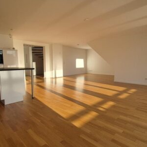 Hell-Offen-Luftig- Maisonette mit großer Sonnenterrasse