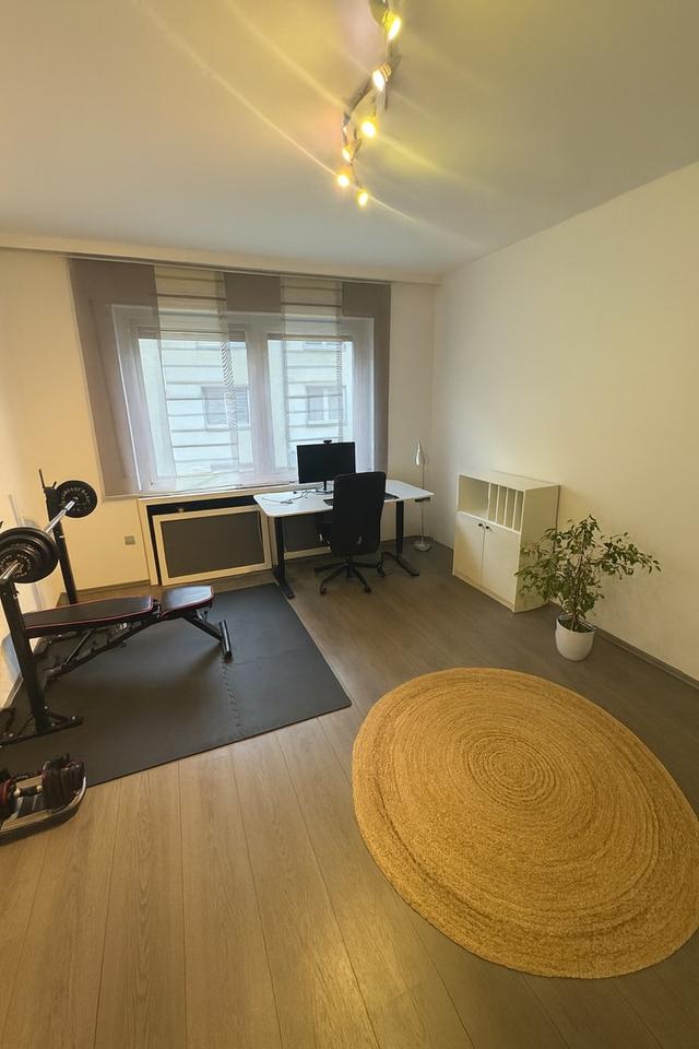 Moderne und große 4 Zimmer-Wohnung zu vermieten – Bild 12