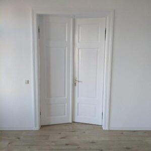 Renovierte 2 Raumwohnung mit Stellplatz, Innenstadt und Seenähe