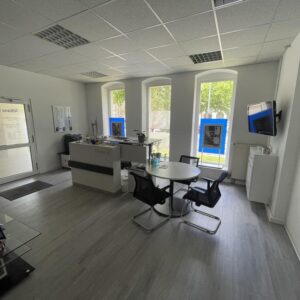 Ladenlokal | Bisher Versicherungsagentur | Nähe Malzquartier und Seniorenzentrum | 79 qm